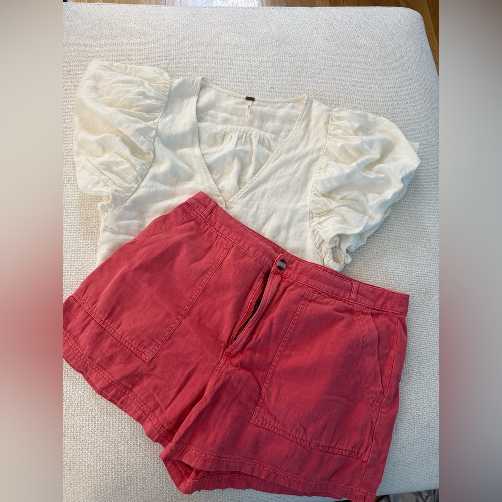 Universal Thread Red Women's Cargo Shorts